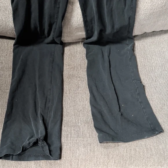 Indiana University Pink Black Leggings - Picture 2 of 8